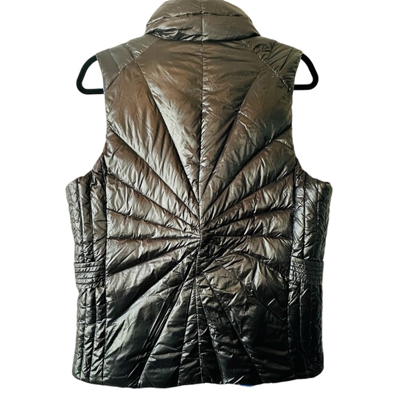 Hemisphere Black and Blue Reversible Lightweight Down Vest - Large - Picture 4 of 7